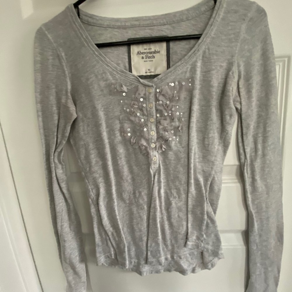 Abercrombie Women's Long Sleeve Tee